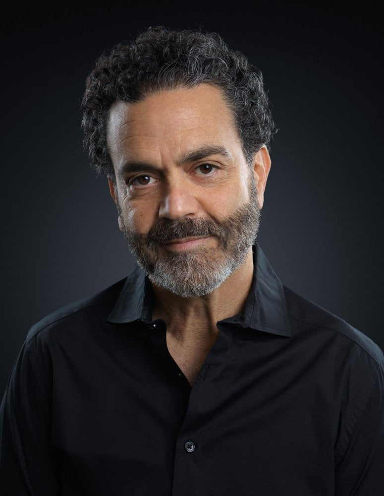 London Headshot Sessions With Royal & Celebrity Portrait Photographer Rory Lewis London